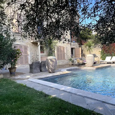 La Maison Du Village Apartment *