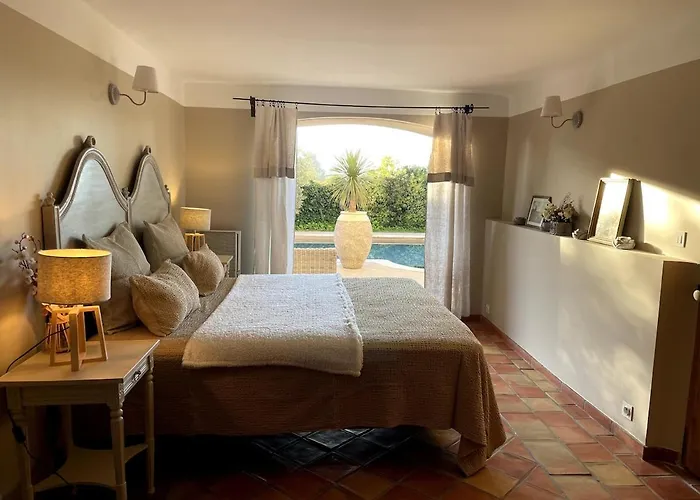 La Maison Du Village