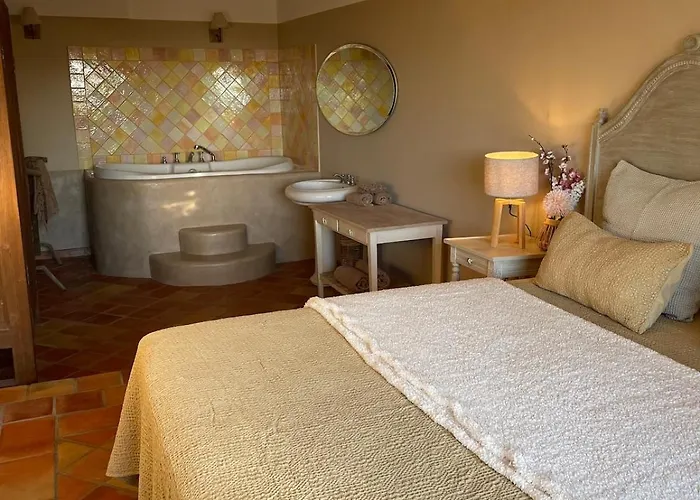 La Maison Du Village